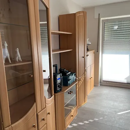 Red Dot Eva Apartment